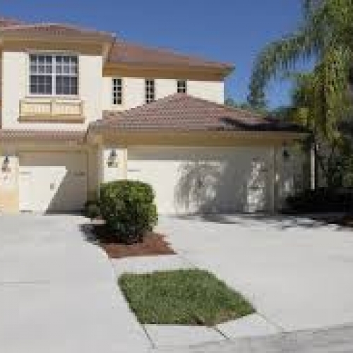 Rental Properties and Resorts in Naples